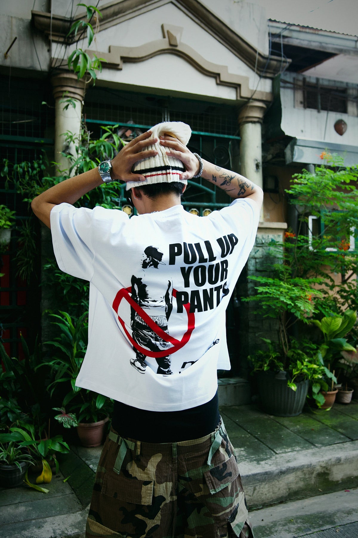 ”PULL UP YOUR PANTS” Tee