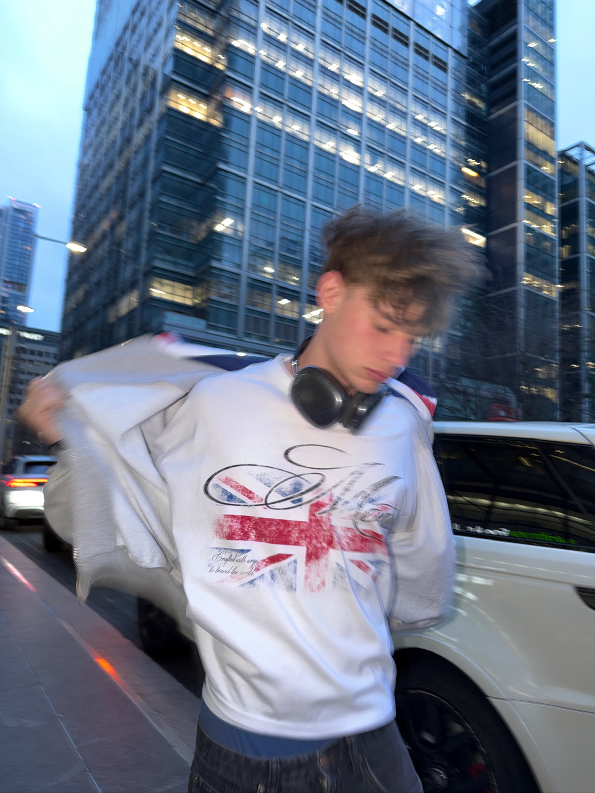 LONDON LONGSLEEVE